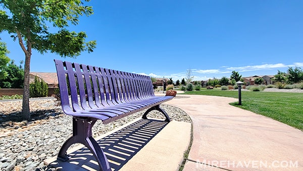 Del Webb Park park bench