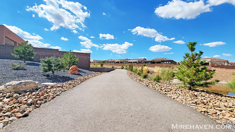 Walking and biking trails in Mirehaven